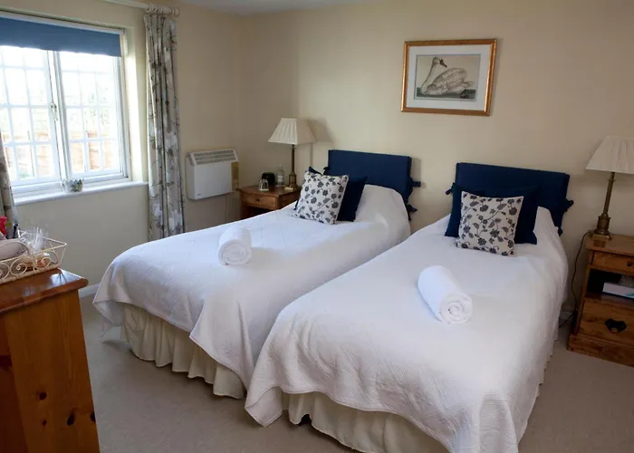 Yalbury Cottage